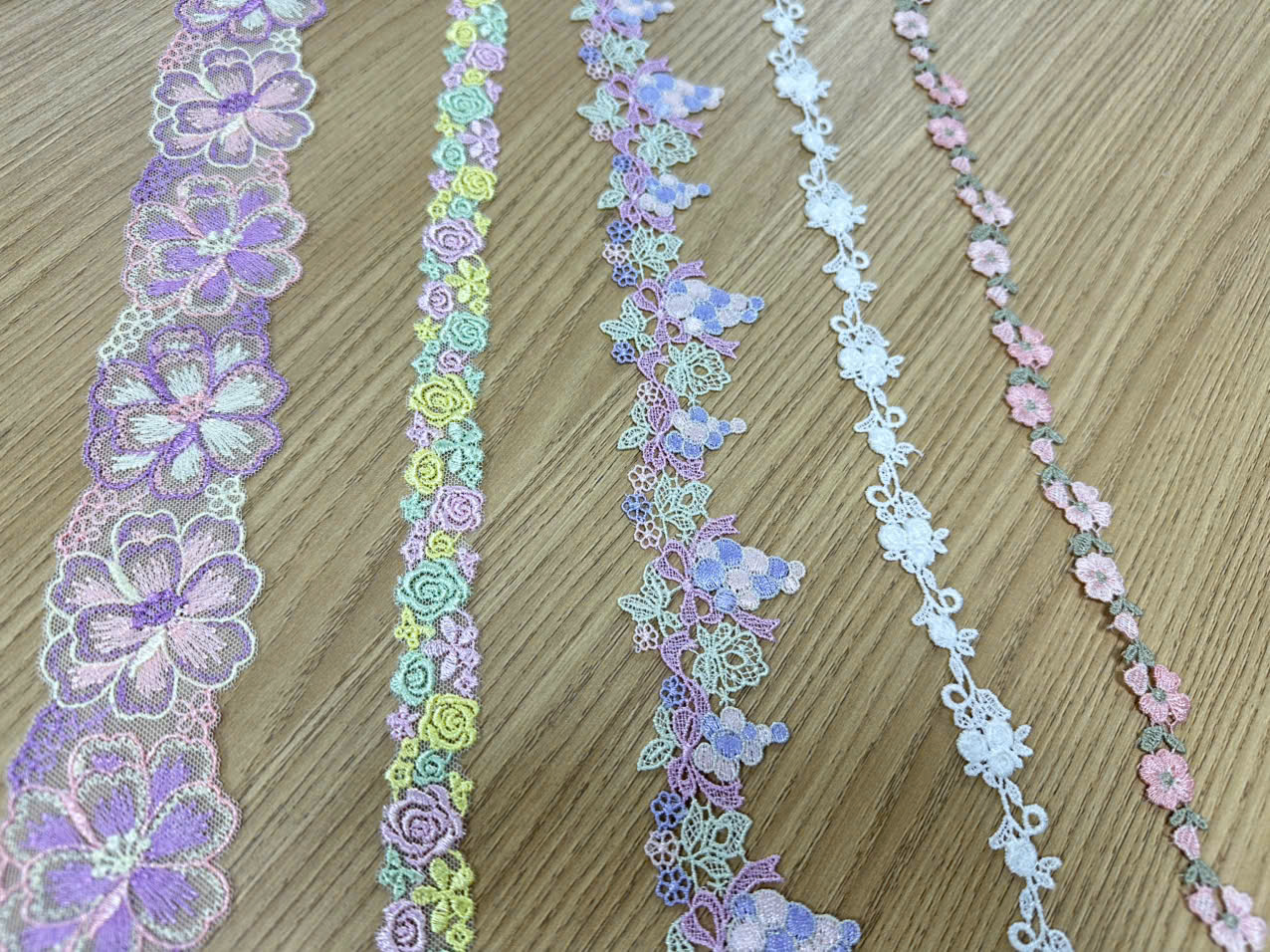 Vải ren